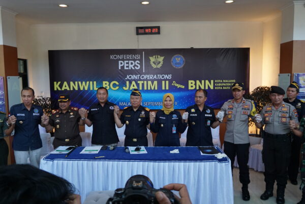 Joint Operations BNN Malang Raya dan BC Kanwil Jatim II Bongkar Sindikat Ganja