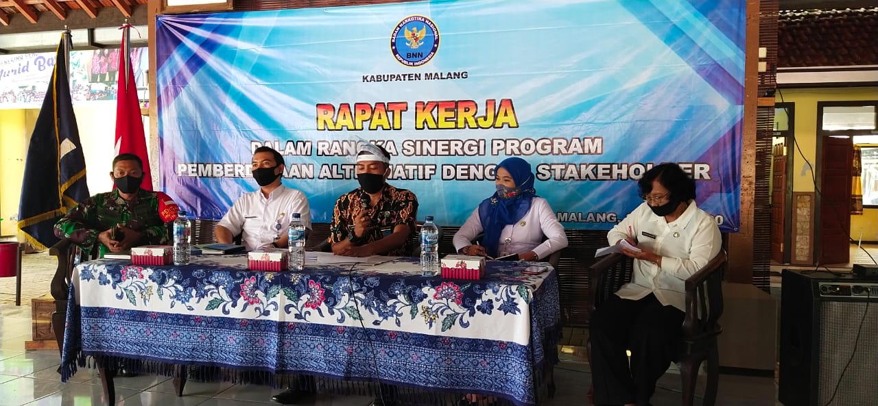 Rapat Kerja Sinergi Program Pemberdayaan Alternatif dengan Stakeholder