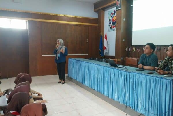 Seksi Pemberdayaan Masyarakat BNN Kabupaten Malang Bekali P4GN kepada Siswa SMA Diponegoro Tumpang